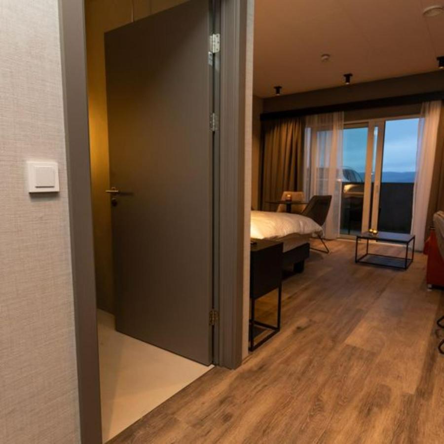 Hotel Halond アークレイリ エクステリア 写真
